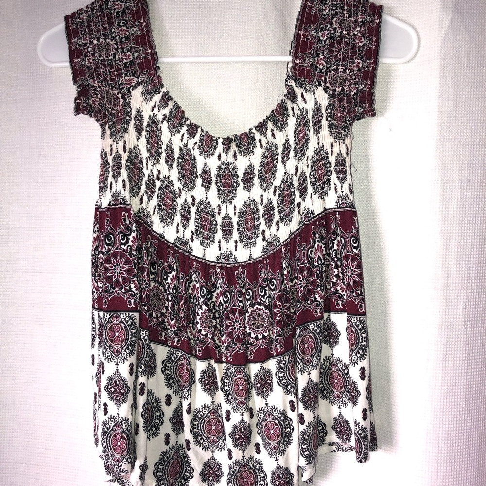 off the shoulder patterned top size S